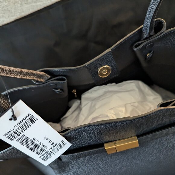 DeMellier New York Tote NWT in black small grain - Picture 7 of 11